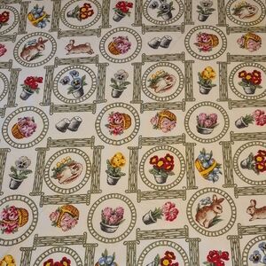 Wilton Court Round 62" Easter Bunny Tablecloth Floral Table linens